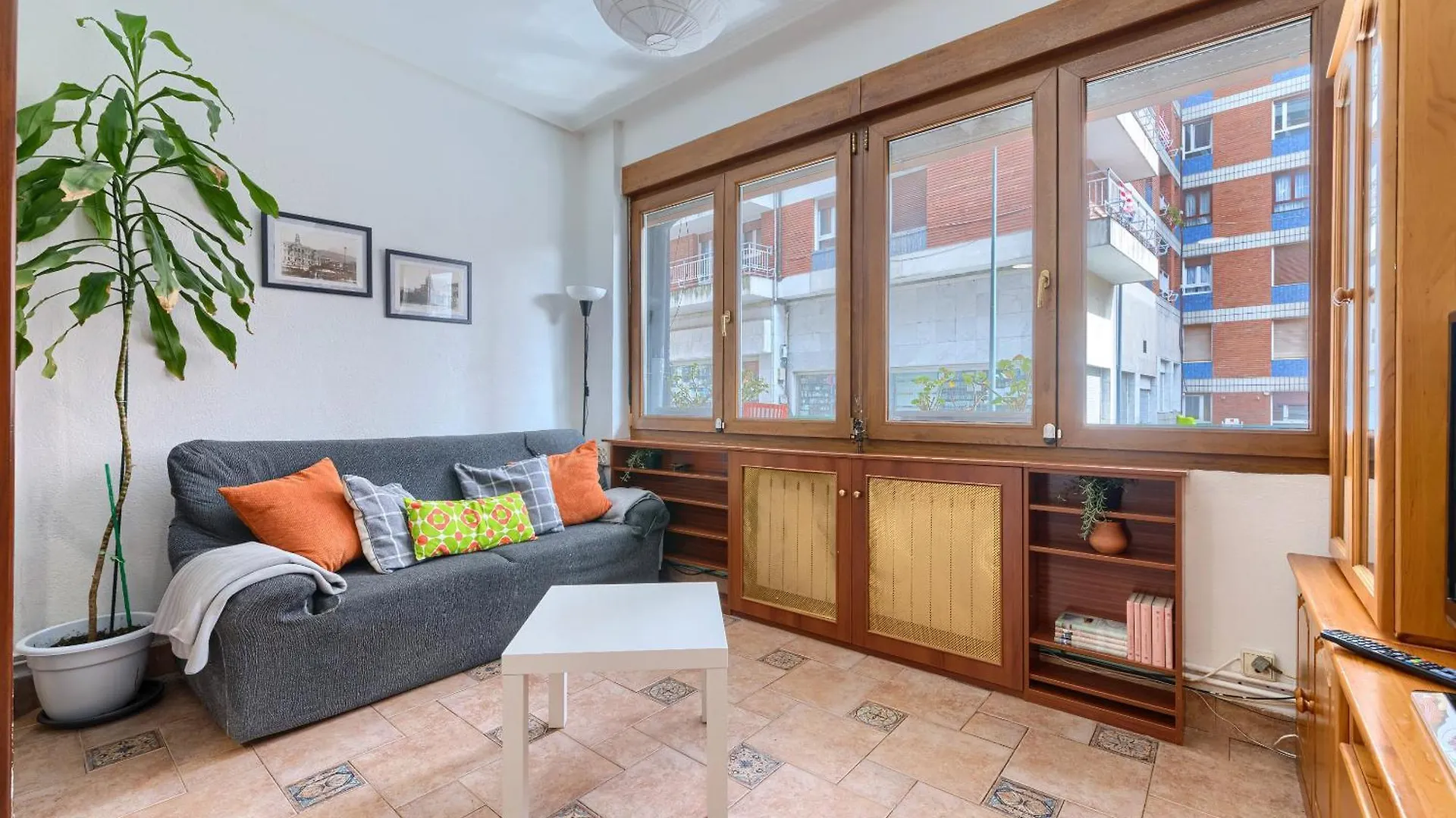 Vivienda Turistica, Refugio Azkue Encanto Y Comodidad Bilbao Spain